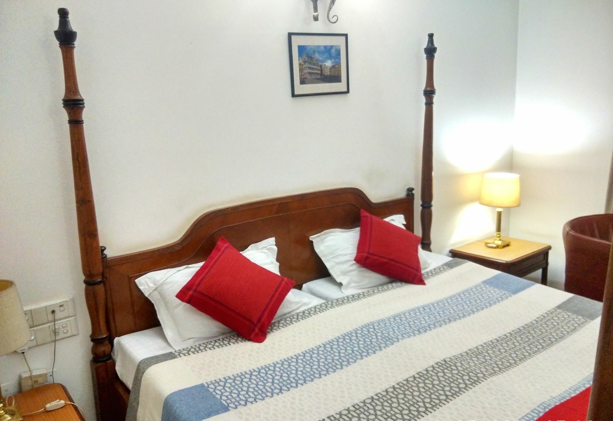 Hotel Palm Greens New Delhi Eksteriør billede